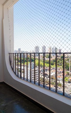 Apartamento à venda com 230m², 3 quartos e 2 vagas Apartamento à venda com 230m², 3 quartos e 2 vagasSacada