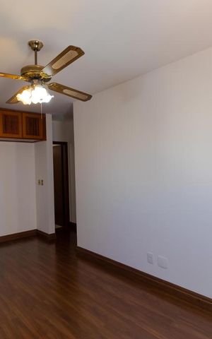 Apartamento à venda com 230m², 3 quartos e 2 vagas Apartamento à venda com 230m², 3 quartos e 2 vagasSuíte 02