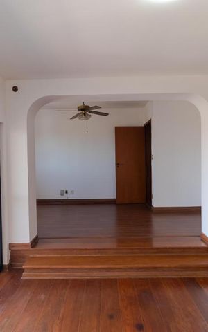 Apartamento à venda com 230m², 3 quartos e 2 vagas Apartamento à venda com 230m², 3 quartos e 2 vagasSalas