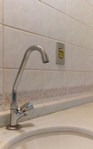Apartamento à venda com 73m², 2 quartos e 1 vaga Apartamento à venda com 73m², 2 quartos e 1 vagaBanheiro da suíte
