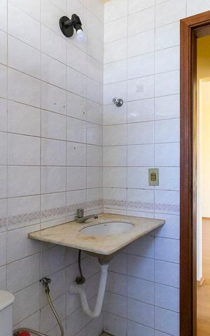 Apartamento à venda com 73m², 2 quartos e 1 vaga Apartamento à venda com 73m², 2 quartos e 1 vagaBanheiro social