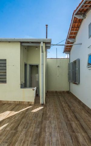 Casa de condomínio à venda com 127m², 4 quartos e 5 vagas Casa de condomínio à venda com 127m², 4 quartos e 5 vagasQuintal