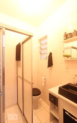 Apartamento à venda com 30m², 1 quarto e sem vagaBANHEIRO