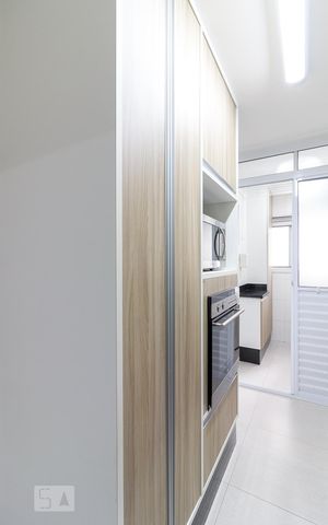 Apartamento para alugar com 77m², 3 quartos e 2 vagasCozinha