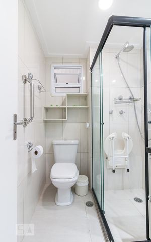 Apartamento para alugar com 77m², 3 quartos e 2 vagasBanheiro social