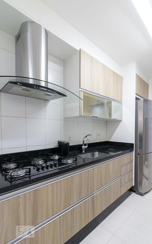 Apartamento para alugar com 77m², 3 quartos e 2 vagasCozinha