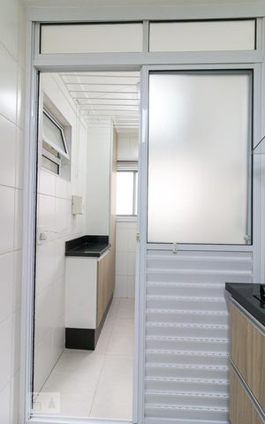 Apartamento para alugar com 77m², 3 quartos e 2 vagasÁrea de serviço