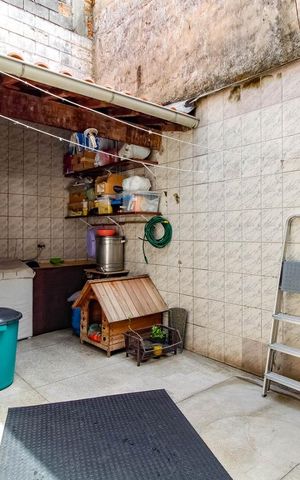 Casa à venda com 150m², 3 quartos e 1 vaga Casa à venda com 150m², 3 quartos e 1 vagaÁrea de Serviço