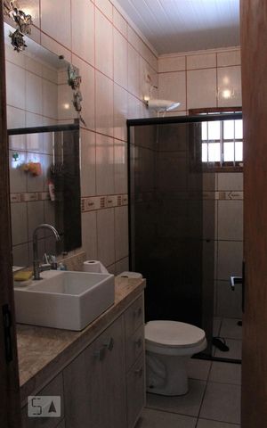 Casa à venda com 70m², 2 quartos e 1 vagaBanheiro social