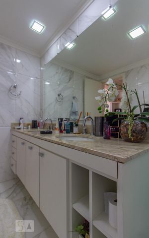 Apartamento à venda com 300m², 4 quartos e 2 vagasBanheiro Quarto 4 - Suíte