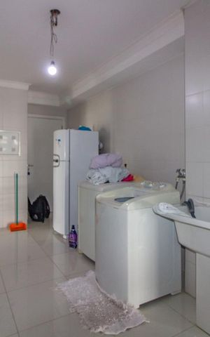 Apartamento à venda com 300m², 4 quartos e 2 vagasLavanderia