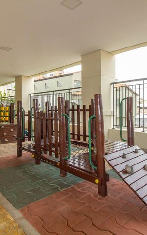 Apartamento à venda com 300m², 4 quartos e 2 vagasÁrea Comum - Playground