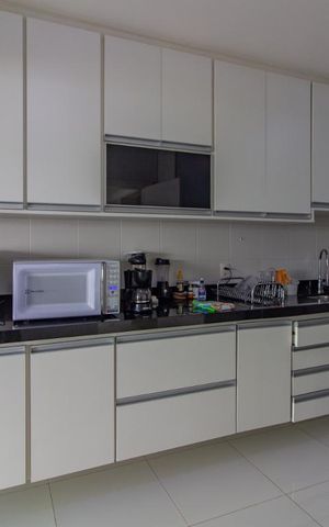 Apartamento à venda com 300m², 4 quartos e 2 vagasCozinha