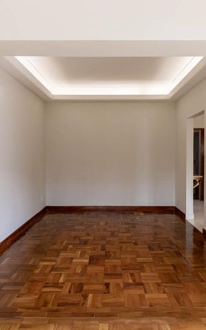 Casa à venda com 430m², 3 quartos e 6 vagas Casa à venda com 430m², 3 quartos e 6 vagasSala 2