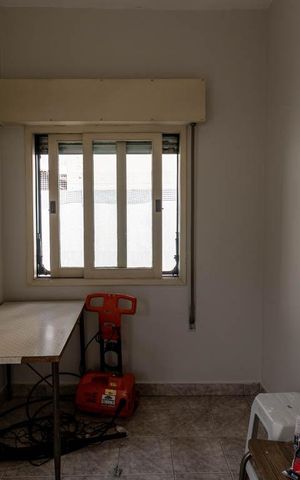 Casa à venda com 430m², 3 quartos e 6 vagas Casa à venda com 430m², 3 quartos e 6 vagasQuarto de Apoio