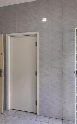 Casa à venda com 430m², 3 quartos e 6 vagas Casa à venda com 430m², 3 quartos e 6 vagasÁrea de Serviço