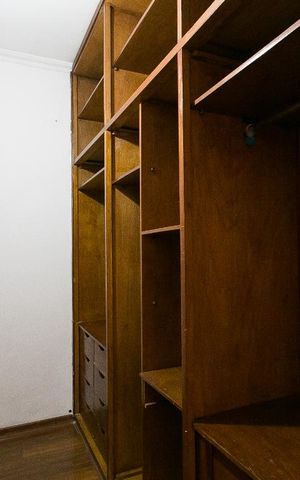 Casa à venda com 280m², 3 quartos e 8 vagasCloset da Suíte