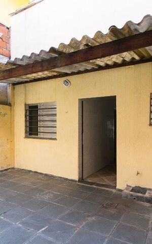 Casa à venda com 280m², 3 quartos e 8 vagasQuintal