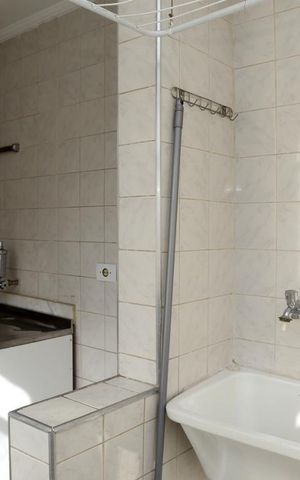 Apartamento à venda com 54m², 2 quartos e 1 vagaCozinha e Área de Serviço