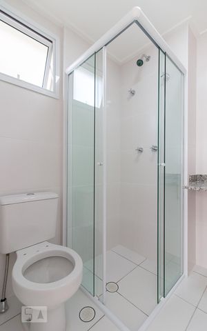 Apartamento à venda com 86m², 2 quartos e 2 vagasBanheiro quarto 1 suíte