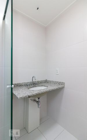 Apartamento à venda com 86m², 2 quartos e 2 vagasBanheiro quarto 1 suíte
