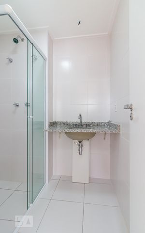 Apartamento à venda com 86m², 2 quartos e 2 vagasBanheiro quarto 1 suíte