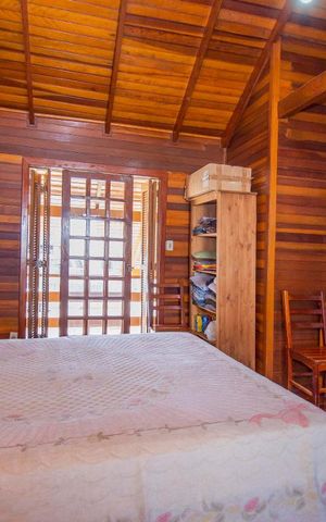 Casa à venda com 258m², 3 quartos e 3 vagasSuíte 