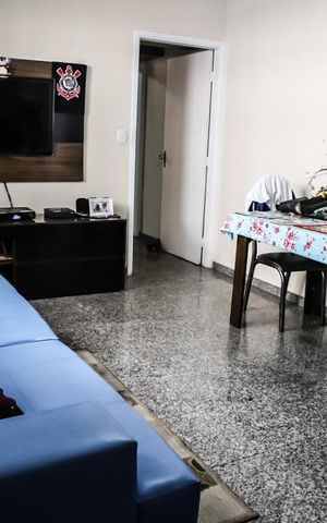 Casa à venda com 122m², 3 quartos e 2 vagas Casa à venda com 122m², 3 quartos e 2 vagasSala