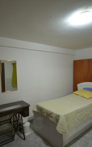 Casa à venda com 50m², 1 quarto e 1 vagaQuarto