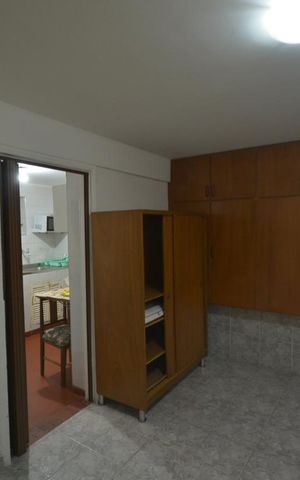 Casa à venda com 50m², 1 quarto e 1 vagaQuarto