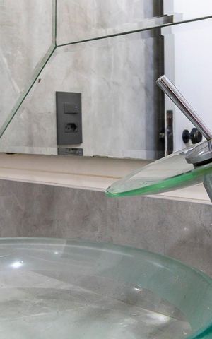 Apartamento à venda com 80m², 2 quartos e 1 vaga Apartamento à venda com 80m², 2 quartos e 1 vagaBanheiro