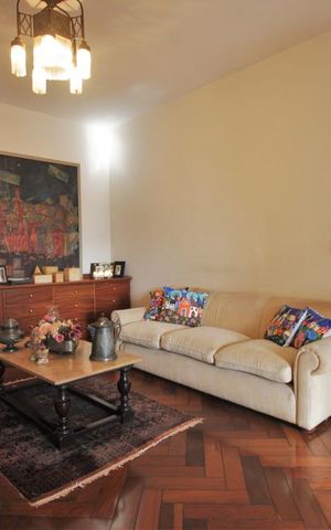 Casa à venda com 750m², 4 quartos e 6 vagasCorredor