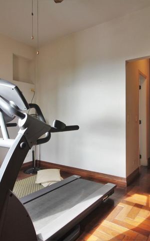 Casa à venda com 750m², 4 quartos e 6 vagasSuíte 2