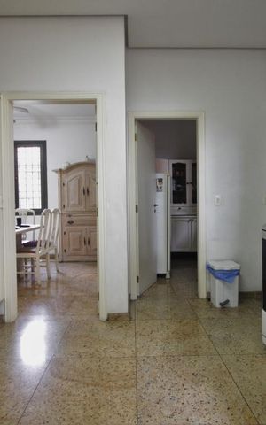Casa à venda com 750m², 4 quartos e 6 vagasCozinha