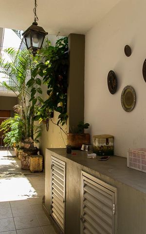 Casa à venda com 216m², 4 quartos e 3 vagasQuintal - Corredor