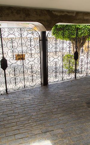 Casa à venda com 216m², 4 quartos e 3 vagasVista da sala de estar