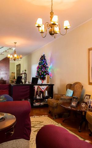 Casa à venda com 216m², 4 quartos e 3 vagasSala de estar