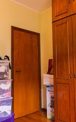 Casa à venda com 216m², 4 quartos e 3 vagasQuarto 1