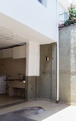 Casa à venda com 216m², 4 quartos e 3 vagasQuintal