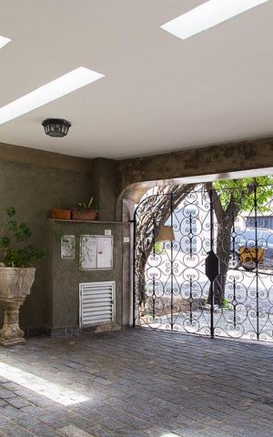 Casa à venda com 216m², 4 quartos e 3 vagasGaragem