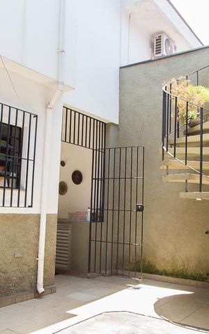 Casa à venda com 216m², 4 quartos e 3 vagasQuintal