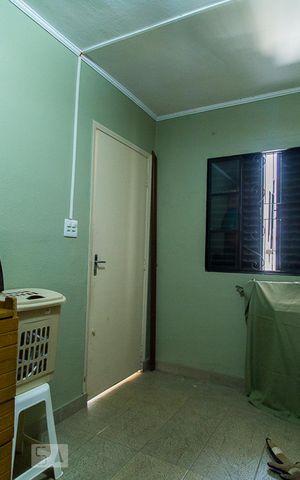 Casa à venda com 216m², 4 quartos e 3 vagasDespensa