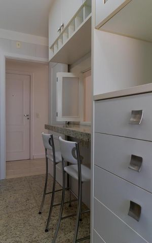 Apartamento para alugar com 73m², 3 quartos e 2 vagas Apartamento para alugar com 73m², 3 quartos e 2 vagasCozinha
