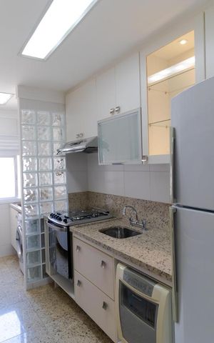Apartamento para alugar com 73m², 3 quartos e 2 vagas Apartamento para alugar com 73m², 3 quartos e 2 vagasCozinha