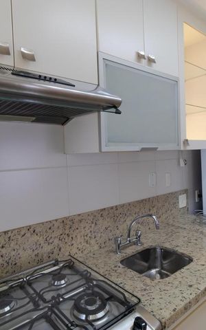 Apartamento para alugar com 73m², 3 quartos e 2 vagas Apartamento para alugar com 73m², 3 quartos e 2 vagasCozinha