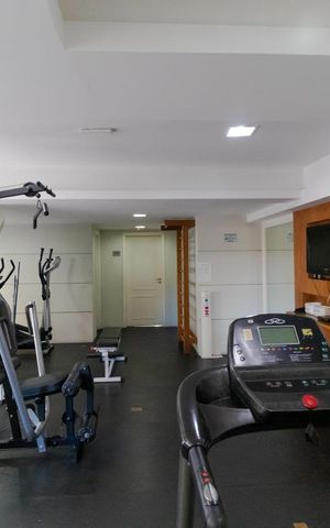 Apartamento para alugar com 73m², 3 quartos e 2 vagas Apartamento para alugar com 73m², 3 quartos e 2 vagasÁrea comum - Academia