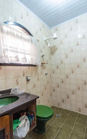 Casa à venda com 345m², 4 quartos e 3 vagas Casa à venda com 345m², 4 quartos e 3 vagasBanheiro do Quarto 3