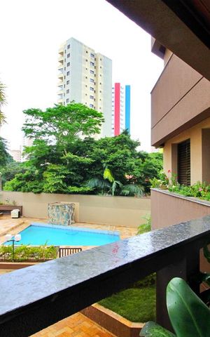 Apartamento à venda com 195m², 4 quartos e 4 vagasVaranda da Sala
