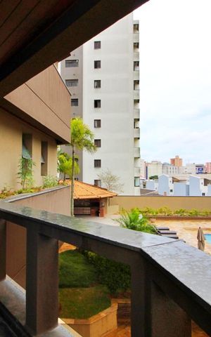 Apartamento à venda com 195m², 4 quartos e 4 vagasVaranda da Suíte 1