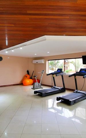 Apartamento à venda com 195m², 4 quartos e 4 vagasAcademia